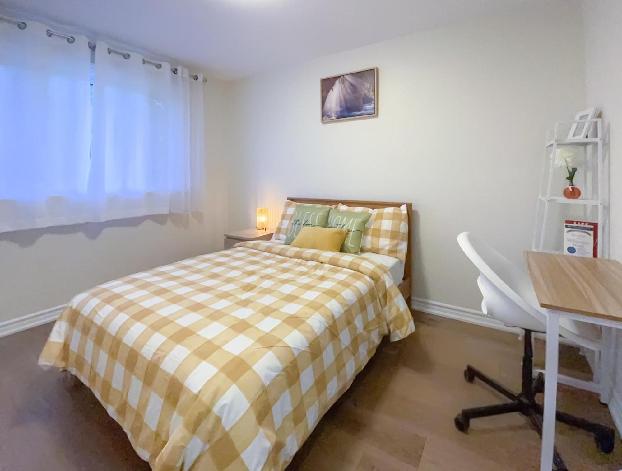 דירות טורונטו Newly-Renovated 3Br House, 12 Minutes To Airport מראה חיצוני תמונה